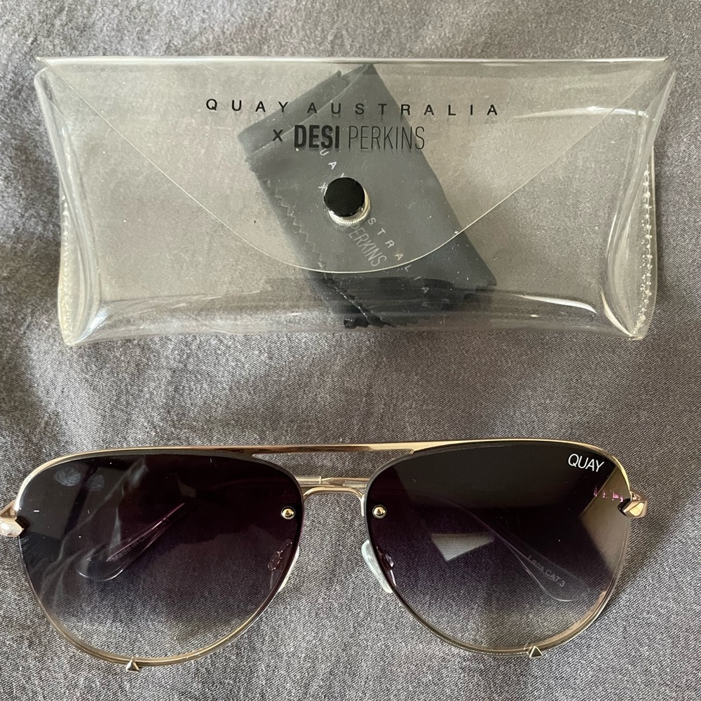 Quay x Desi Perkins Rimless High Key Sunglasses
